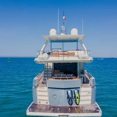 yacht sailing