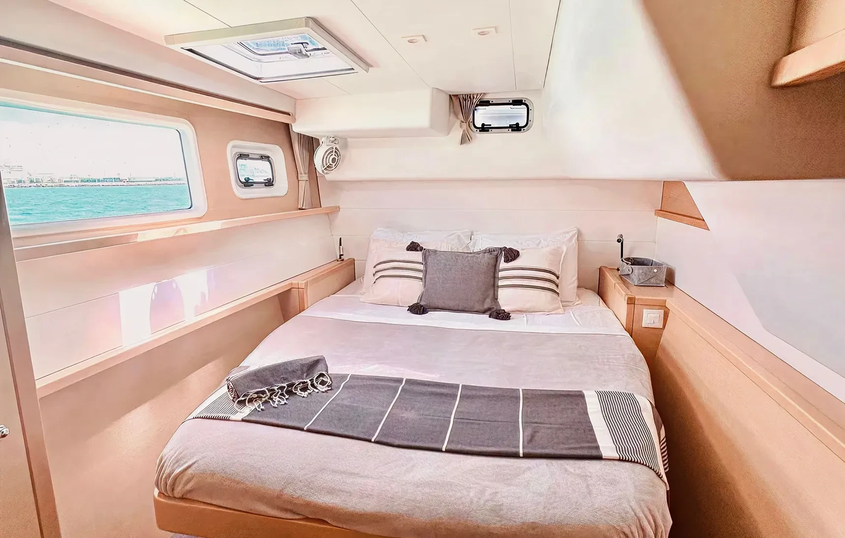 chamber catamaran